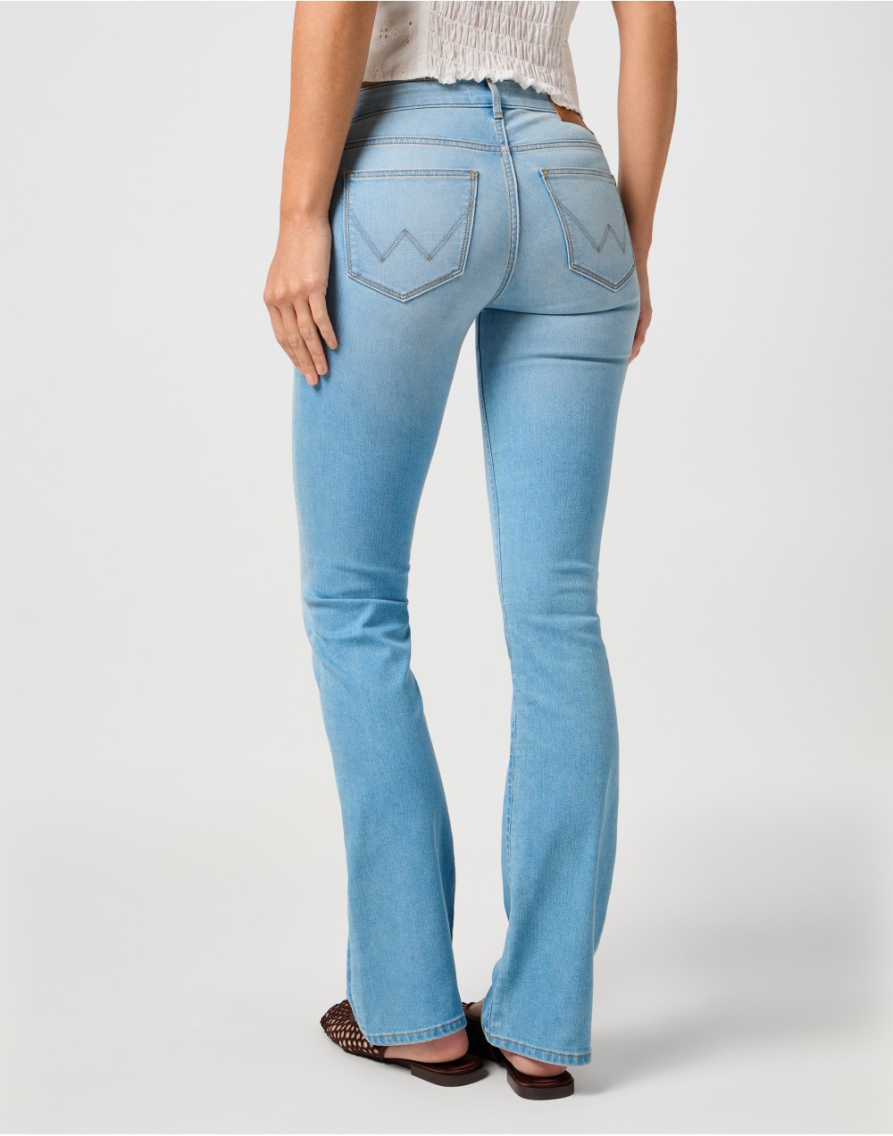 Jeansy Wrangler Bootcut Pale & Worn 112364509