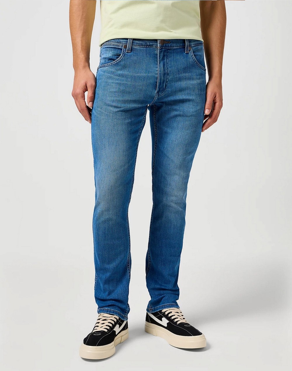 Jeansy Wrangler Greensboro 112364421 Sage