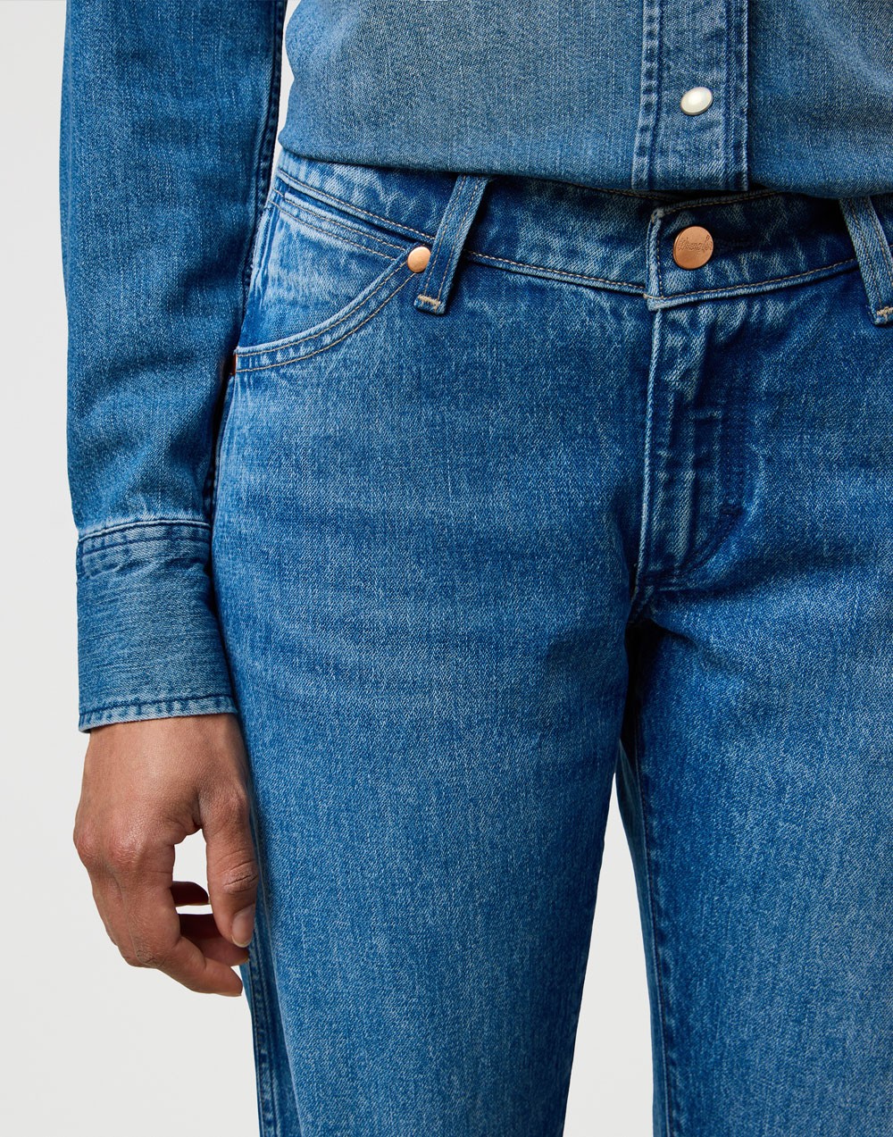 Jeansy Wrangler Low Rise Cowboy Jean 112371112 Lasso Lagoon