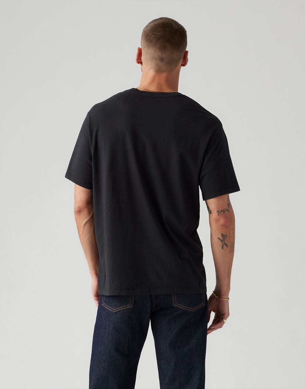 T-Shirt Levi's®  The Essential Tee - Mineral Black Jersey A3328 0000