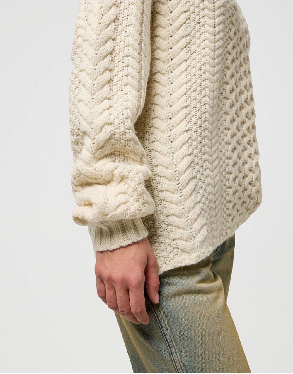 Sweter Wrangler V NECK CABLE KNIT 112370801 Ivory