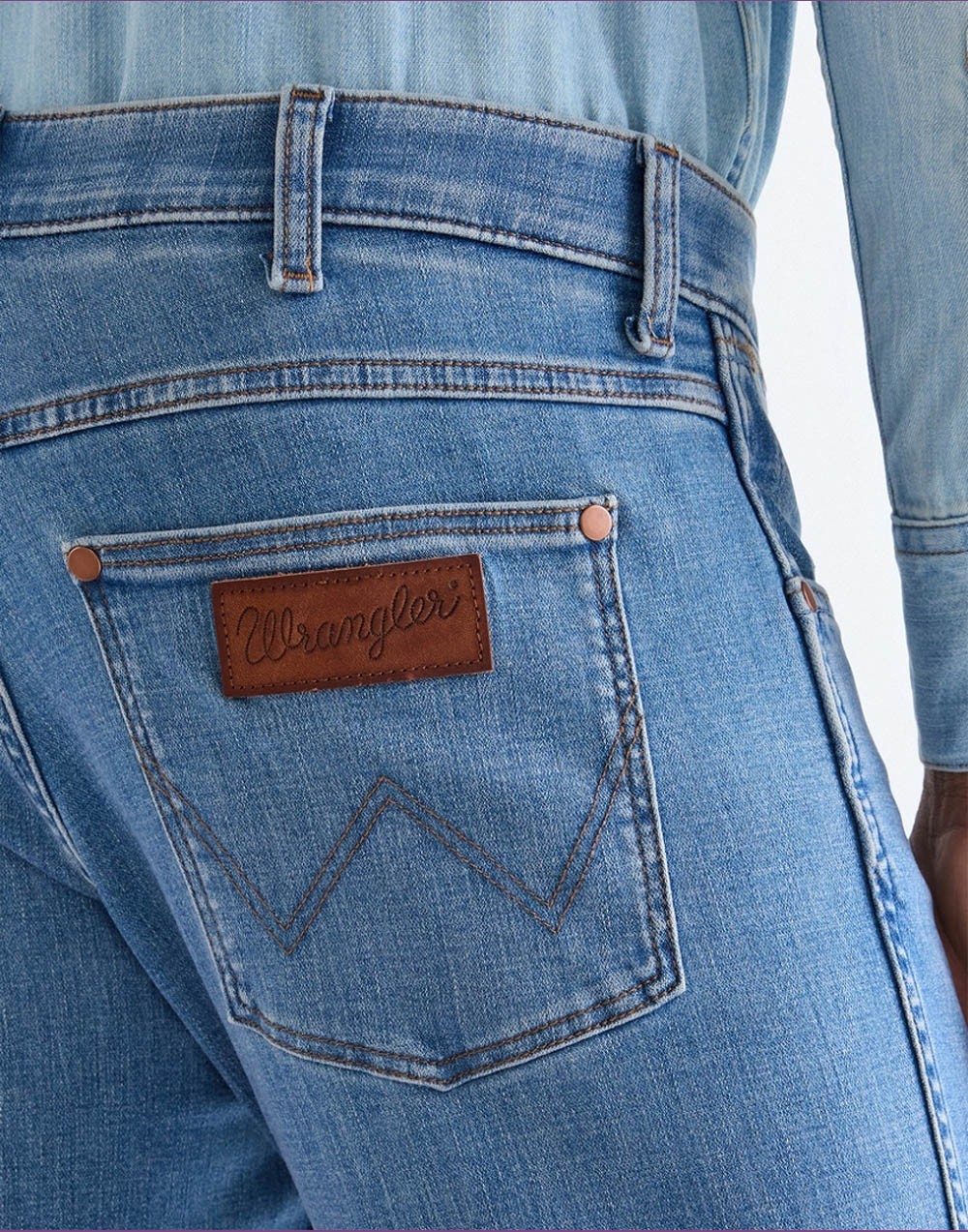 Jeansy Wrangler Greensboro 112377761 Tabacco Ice