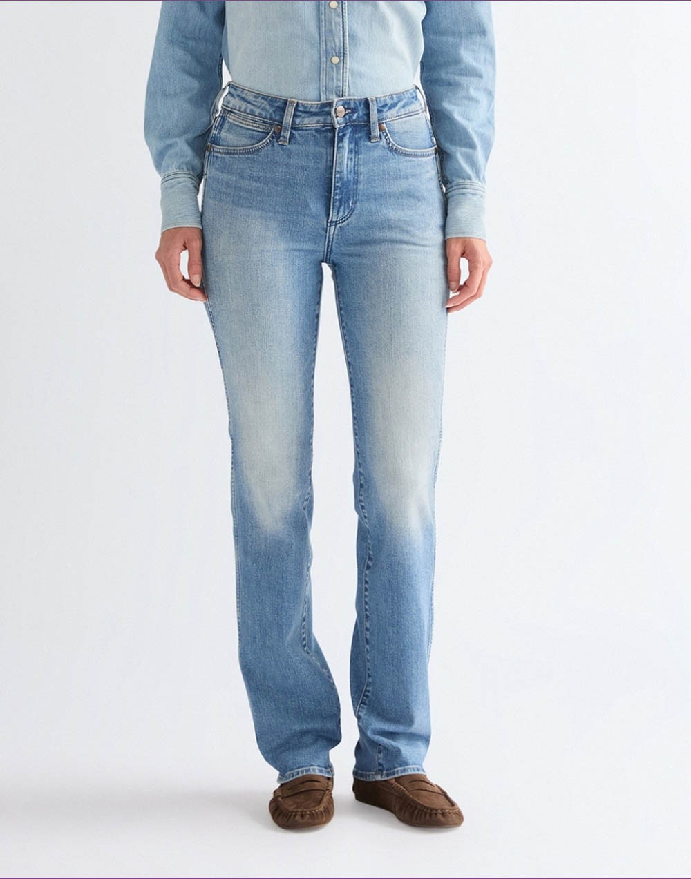 Jeansy Wrangler Straight 112378174 American Blue