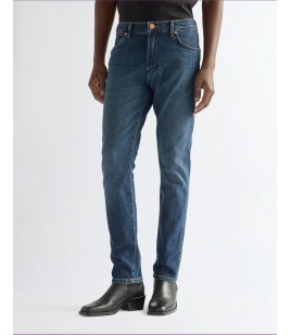 Jeansy Wrangler Larston 112388216 Moonlit
