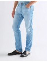 Jeansy Wrangler Greensboro 112378689 Light Wash